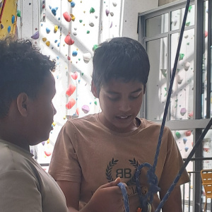 mousqueton système d'assurage grigri